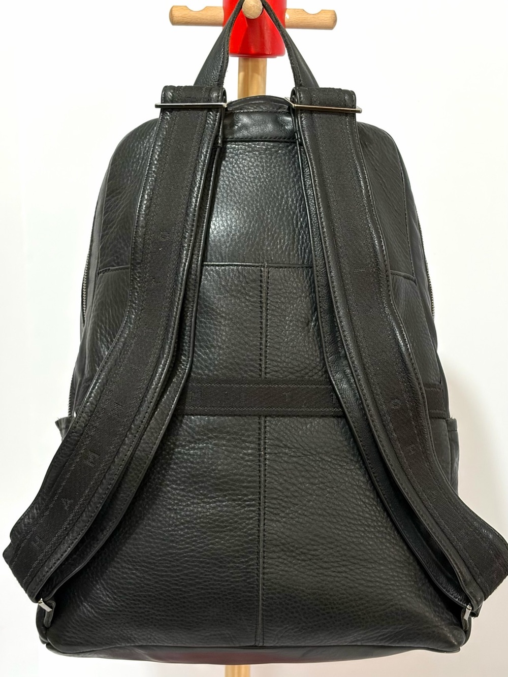 Hammitt Hunter Large Leather Backpack In Black With Gunmetal Hardware - Picture 9 of 14